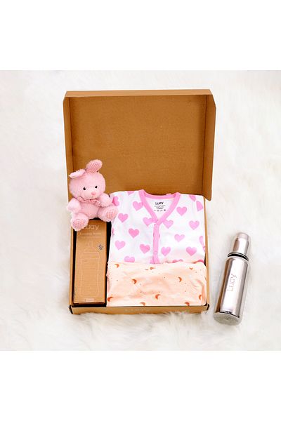 luay Premium Gift Box Set with Onesie, Feeding Bottle, Baby Bib and Teddy Bear for Babies (9-12 M)