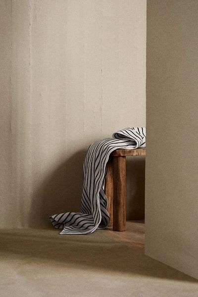 H&M Striped bath towel