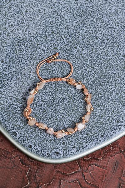 Saff Doğal Taş Certified Sunstone and Gold Detailed Adjustable Bracelet