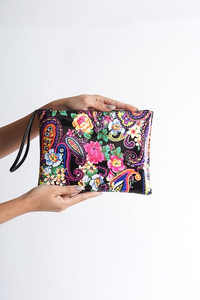 Capone Outfitters Paris Relationship Mini-Tasche