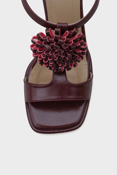 Capone Outfitters Morna Mid Heeled Blunt Toe Floral Women's Sandals
