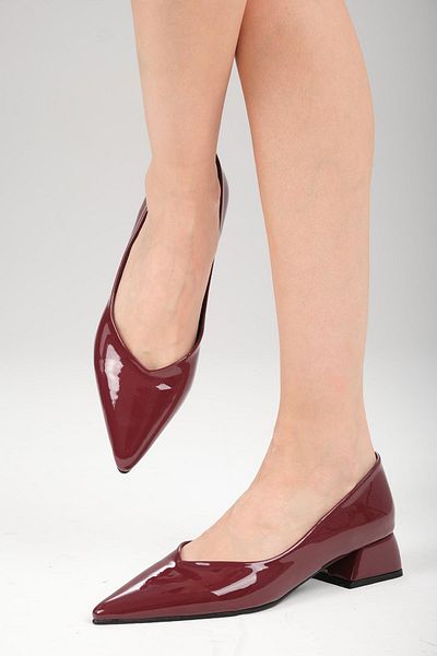 Mio Gusto Marie Burgundy Color Patent Leather Short Heeled Women's Shoes
