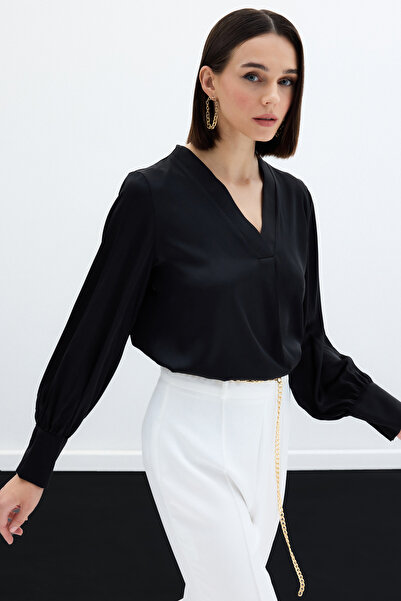 Sateen V Yaka Saten Bluz - Siyah