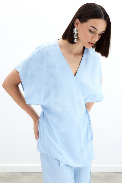 Sateen Bluză din satin jacquard cu cravată - Baby Blue