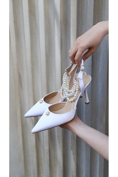 Letafia Alison White Pearl Detailed Heeled Shoes