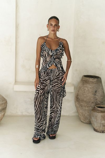 BOHEMAİ Sulliven Ruffle Detail Black Crop Pants Suit