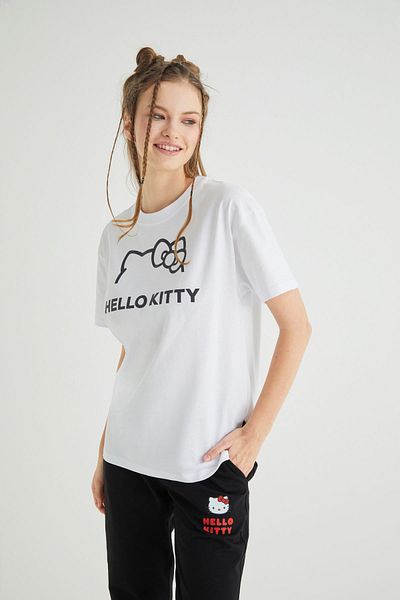 Hello Kitty Αδειοδοτημένο εμπριμέ βασικό μπλουζάκι Relaxed Fit Cotton