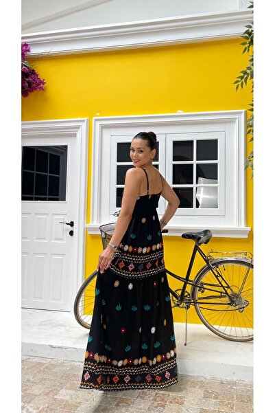 Nida Boutique Askılı Göğüs Altı Dekolteli Sırtı Gipeli Viskon Elbise