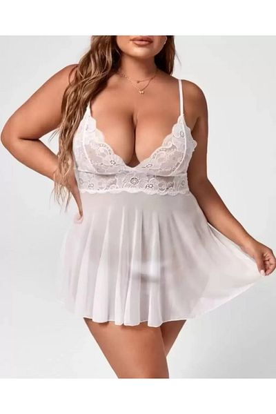 CindiyCurve Large Size Low-cut Detail Nightdress