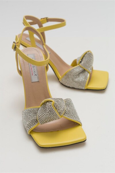 Niloshka Glitter Yellow Stone Sandals