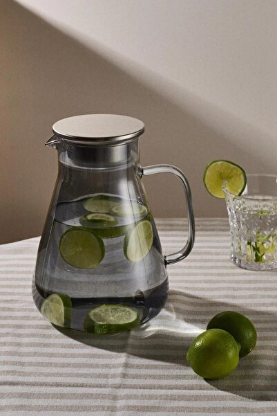 morponi Borosilikat Cam Metal Kapaklı Lüks Sürahi 1900 ml (FÜME)