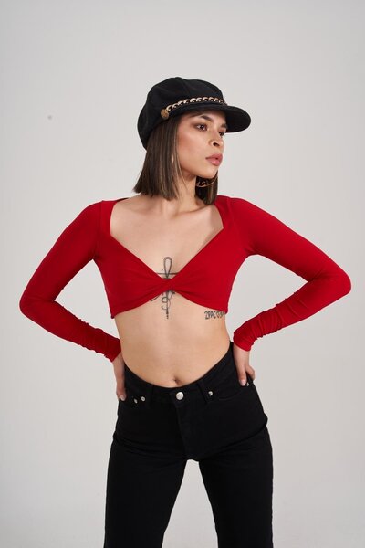 HOLLY LOLLY Crop Model Long Sleeve Walery Blouse Red
