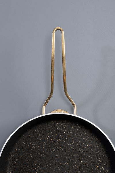Skygo 7 Piece Ewx Black Granite Cookware Set – Metal Handle, Non-Stick Surface, Stylish and Durable Design
