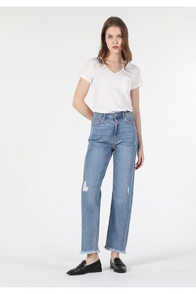 Colin's Tricou alb cu mânecă scurtă pentru femei, cu decolteu în V, cu croiala normală, Cl 1034536
