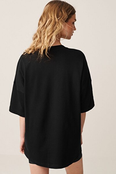 BESSA Γυναικείο μπλουζάκι με μαύρο λαιμόκοψη βαμβακερό Basic Oversize