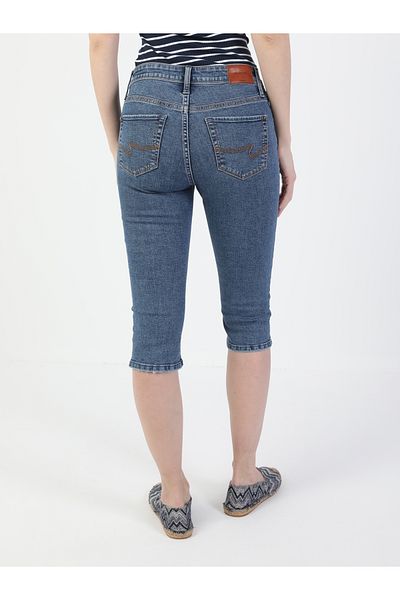 Colin's Pantaloni scurți din denim pentru femei Super Slim Fit cu talie mijlocie