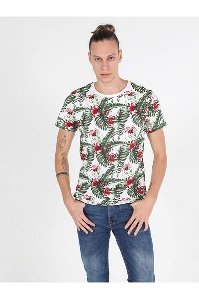 Colin's Tricou alb cu mânecă scurtă pentru bărbați, cu gât rotund, cu croiala normală