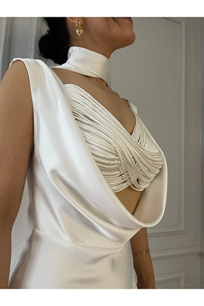 SOLİSTOES Beyaz Saten Uzun Davet Elbisesi