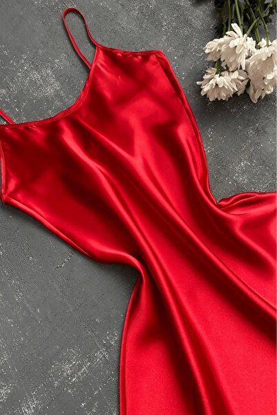 gc gece incisi Cămașă de noapte roșie din satin