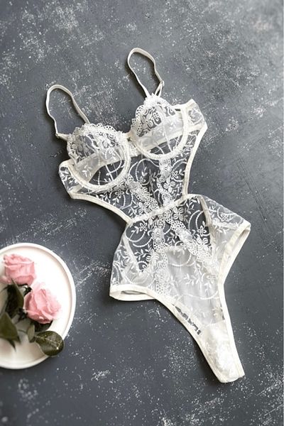 gc gece incisi Bodysuit - Floral Detailed Design