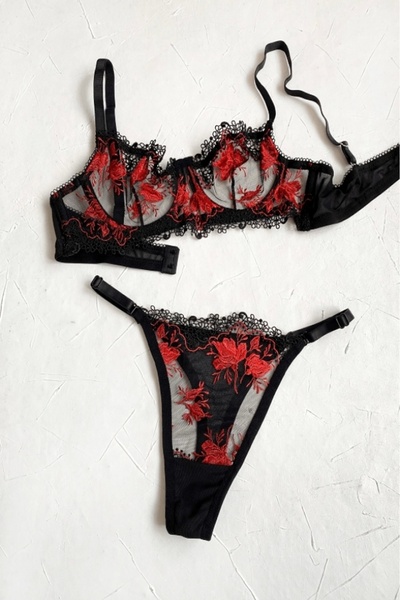 gc gece incisi Set sutien floral roșu