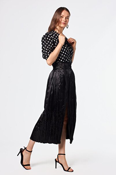 Swass Fusta neagră din satin