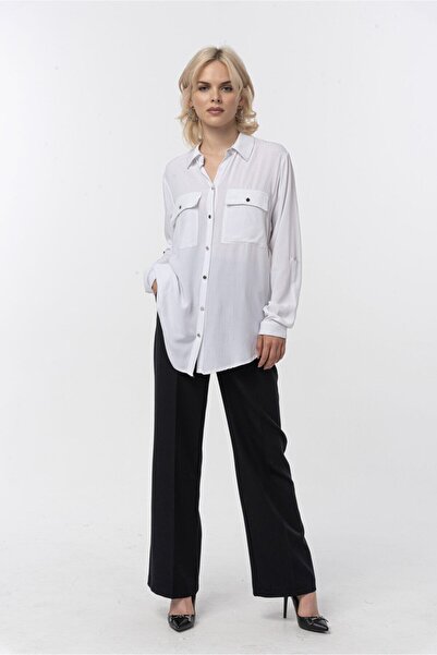 Swass Cămașă de damă Boyfriend albă cu buzunar dublu
