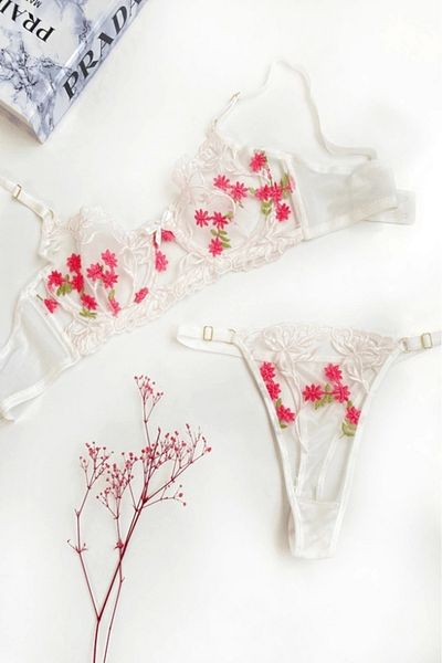 gc gece incisi Floral Embroidered Bra Set
