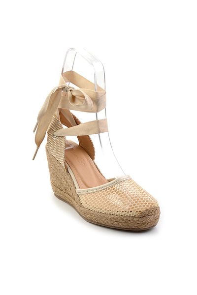 Bambi Beige Women's Wedge Heeled Shoes K01718002422