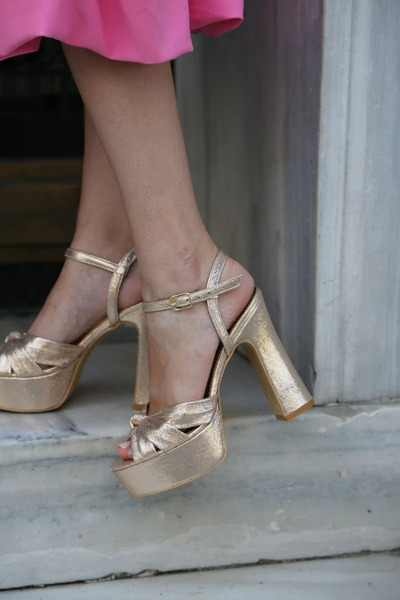 Letafia Merino Altın Platform Ayakkabı