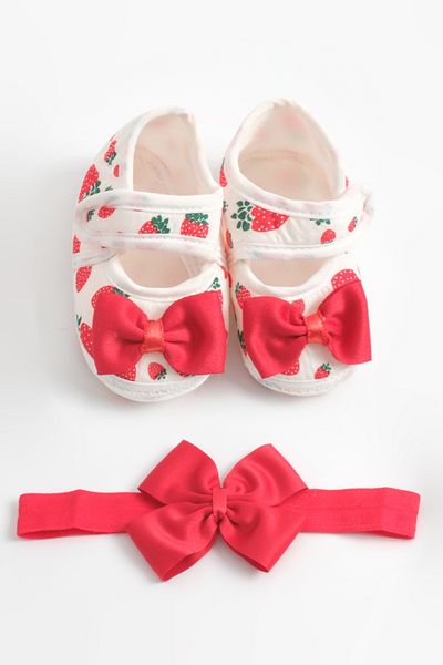 lilico Red White Strawberry Patterned Bow Bandana Newborn Booties