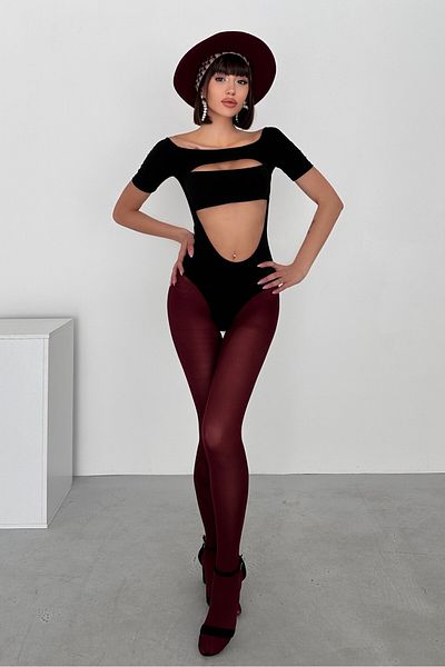New Now BODY SANDY CU GOLI DE PIEPT și BURPUȚ