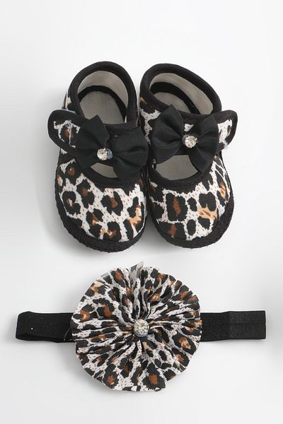 lilico Leopard Detail Black Bandana Newborn Bow Detailed Booties