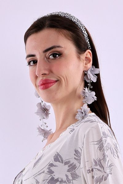 ByLohusa White Pearl Maternity Crown with Gray Dangling Earrings 1012