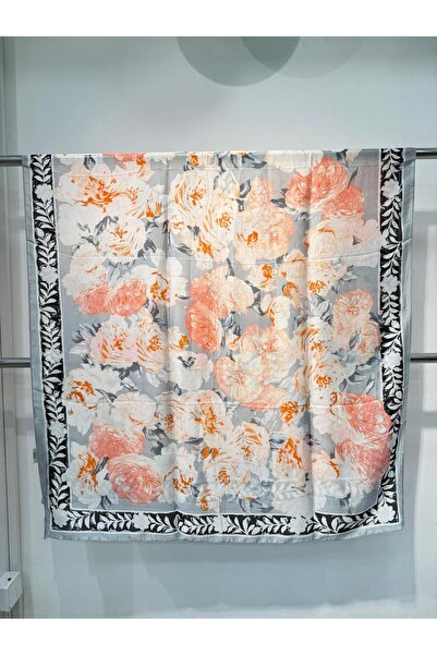 Merve Nayir Εισαγόμενο μεταξωτό σάλι με μοτίβο τριαντάφυλλου, μεταξωτό σάλι με λουλούδια