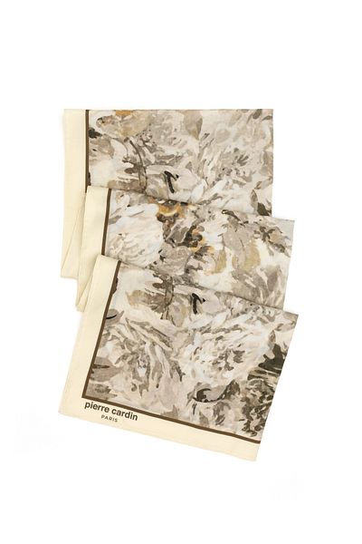 Pierre Cardin Ecru Shawl 50312113-Vr019