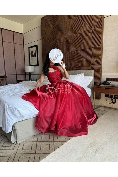 ALANOOD FASHION Elegant and luxurious red embroidered evening dress