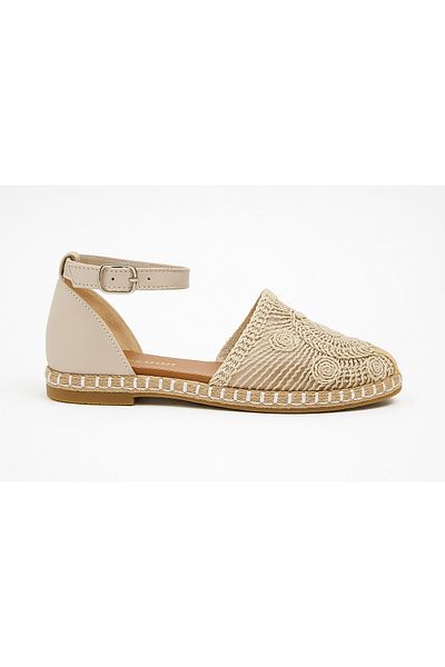 krm dünya ürünleri Handcrafted Elegance: Summer's Indispensable Straw Espadrille Sandals