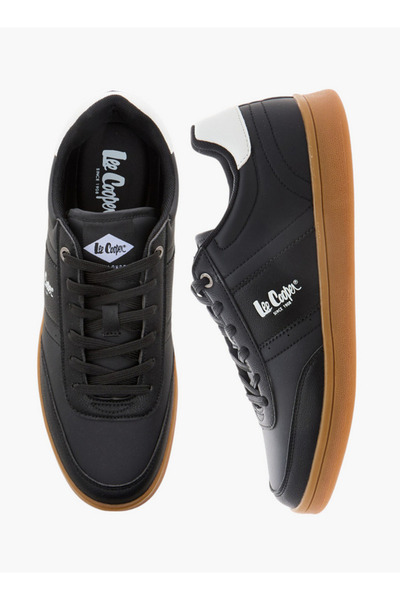 Lee Cooper حذاء رياضي برباط مزين بشعار للرجال