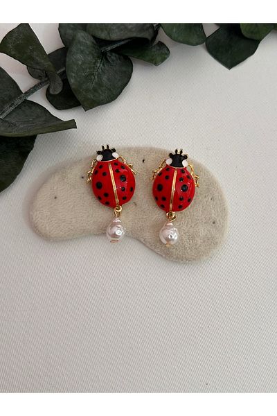 YENGEÇ Ladybug Pearl Earrings