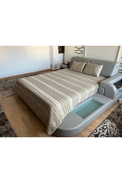 Coneltex Decorative and protective bedspread CreponTex by Coneltex, 200 x 240 cm, double bed, cream color