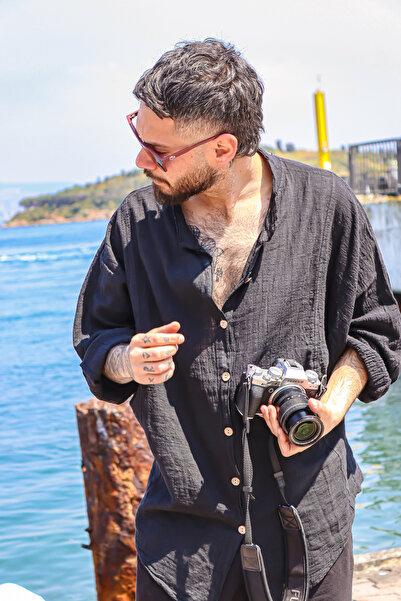 Oiki Oversize Siyah Bohem Erkek Gömlek – Pamuk Keten Karışımı, İnce Kumaş, Salaş ve Rahat Yazlık Tasarım