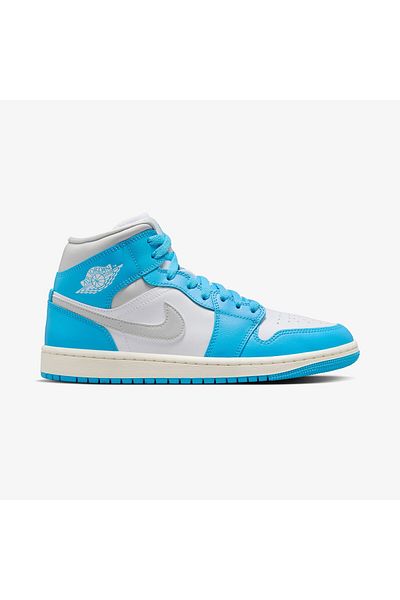 Nike حذاء رياضي Air Jordan 1 Mid باللون الأزرق
