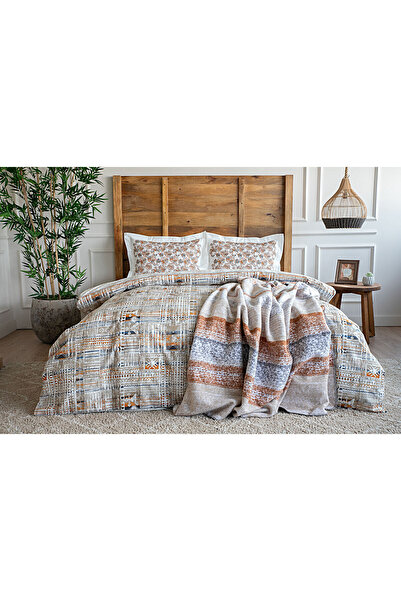 Pupilla Collection Rebeca Bedding Set with Blanket 200X220 Cm. 5 Pcs.