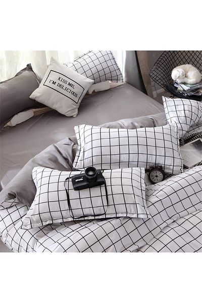 Saharaz 4 Pcs Simple White Grid Cover Sheet Set,Soft Bedding Set For Home,with 2 Matching Pillow Case