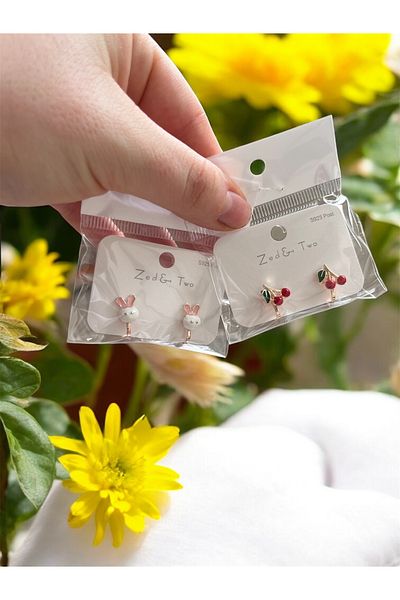 alpikom 2 Pcs Clip Earrings for Non-Hole Ears Steel Children's Cube with Earring Clips