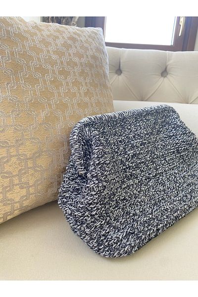 La MatildaLingerie Women's Premium Arm Bag Hand Knitted Handmade