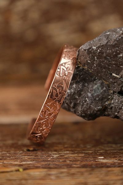 SUMRA Handmade Motif Pure Copper Unisex Bracelet Sm-B-0313