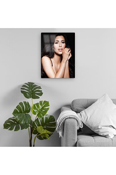Pixxa Kim Kardašijan Metalna Slika Model 1