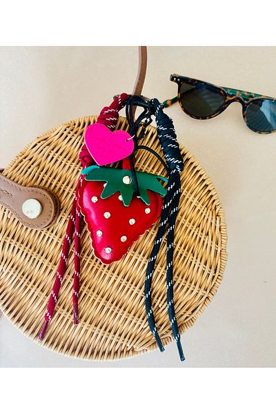 Markiz Takı Strawberry Bag Charm